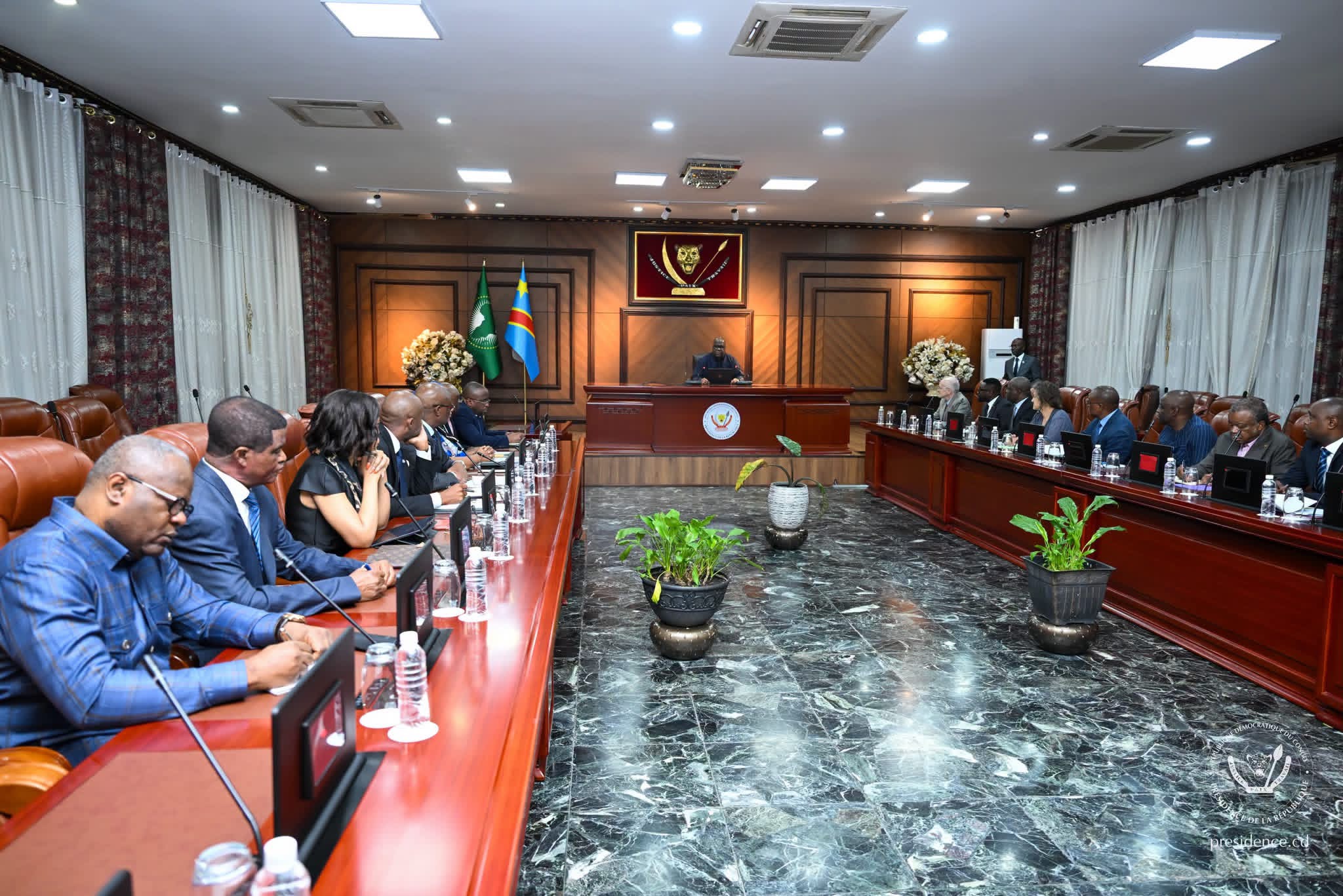 Ebola en RDC : Tshisekedi nomme le Dr Steve Ahuka pour renforcer la riposte sur le terrain