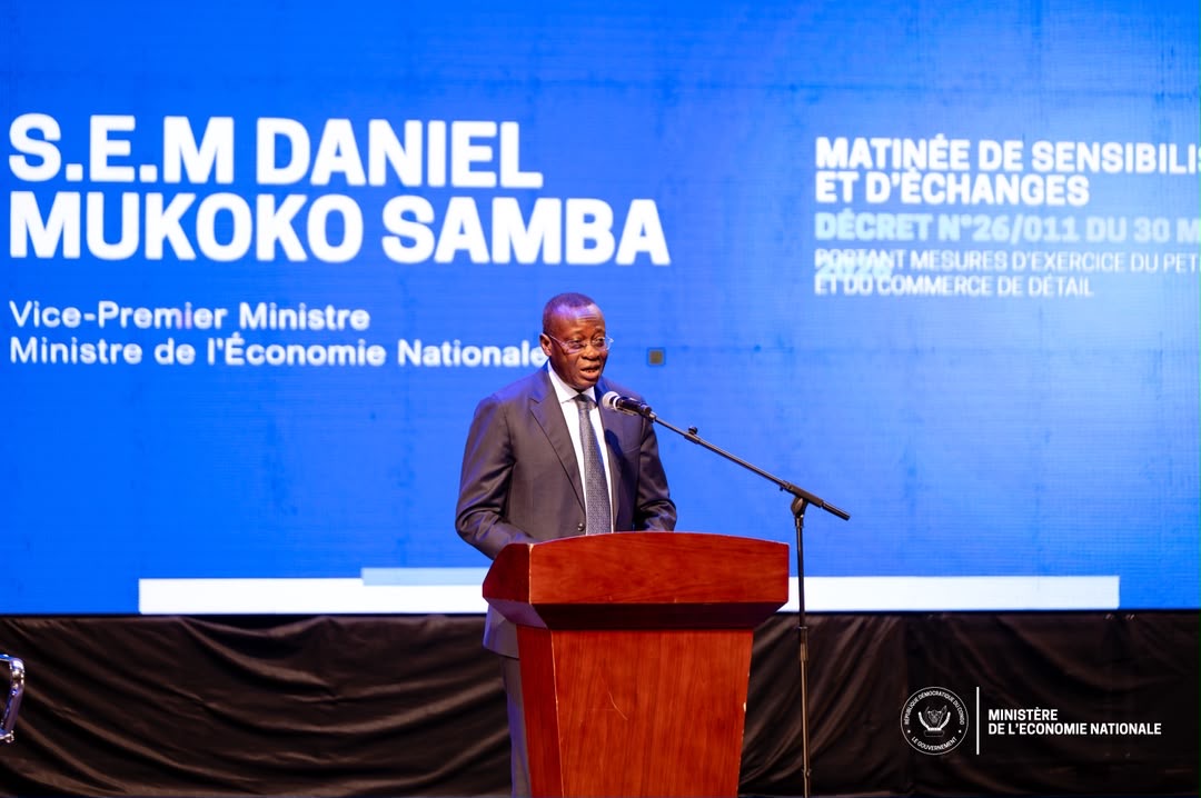 RDC-Petit commerce : Daniel Mukoko Samba appelle les opérateurs à se conformer aux règles