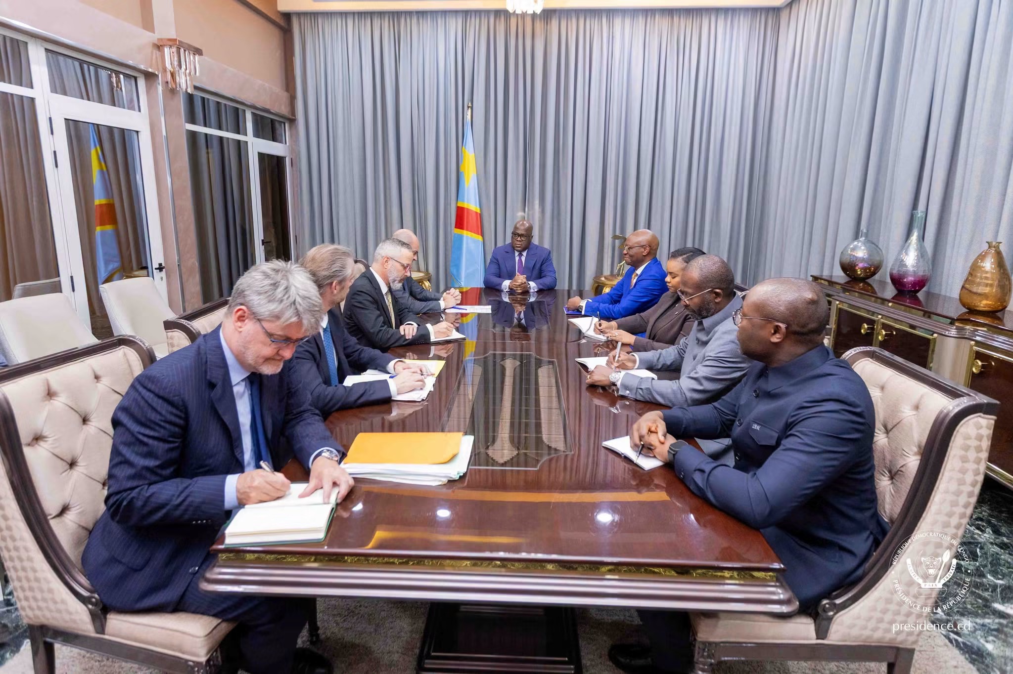 RDC–France : Ebola et la sécurité dans l’Est au cœur des échanges entre Tshisekedi et le ministre français de l’Europe et des affaires étrangères